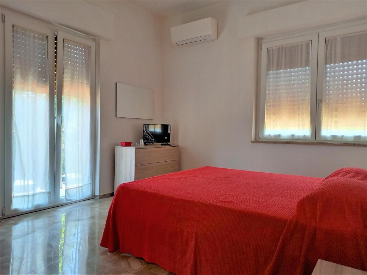 B&B La Vela Villa Rosa Di Martinsicuro Eksteriør billede