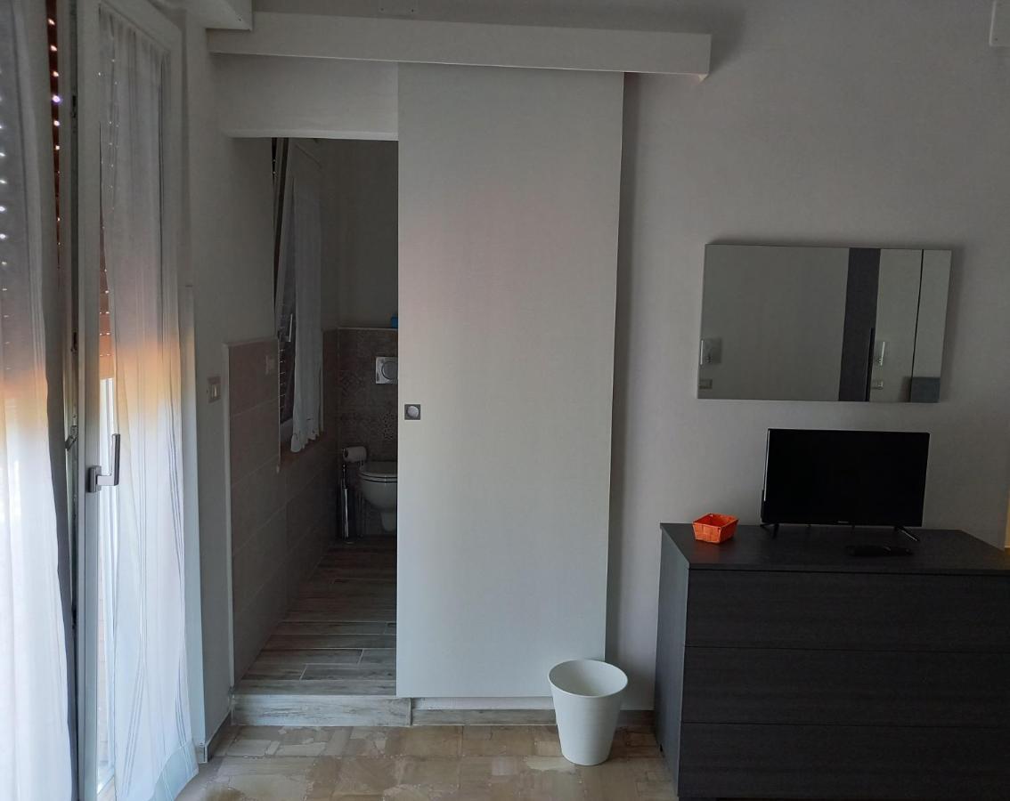 B&B La Vela Villa Rosa Di Martinsicuro Eksteriør billede