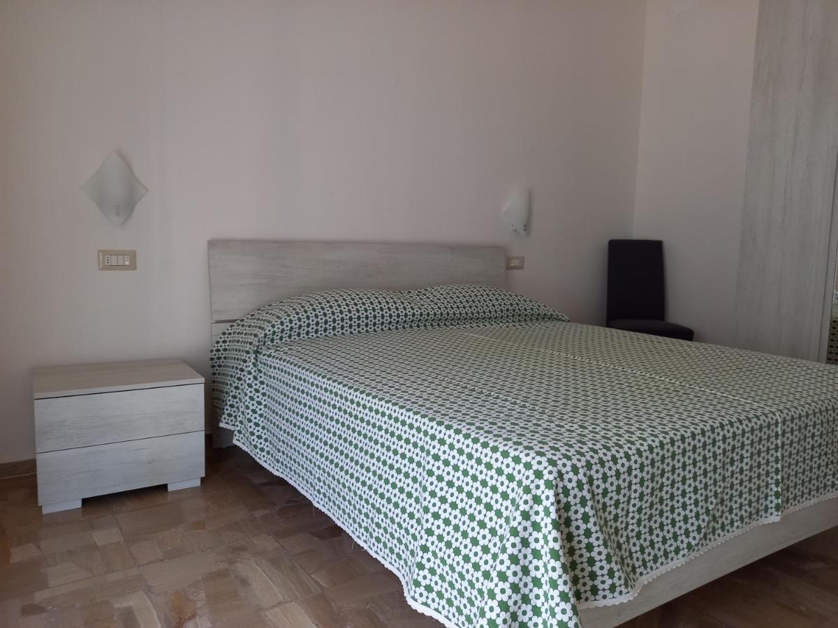 B&B La Vela Villa Rosa Di Martinsicuro Eksteriør billede