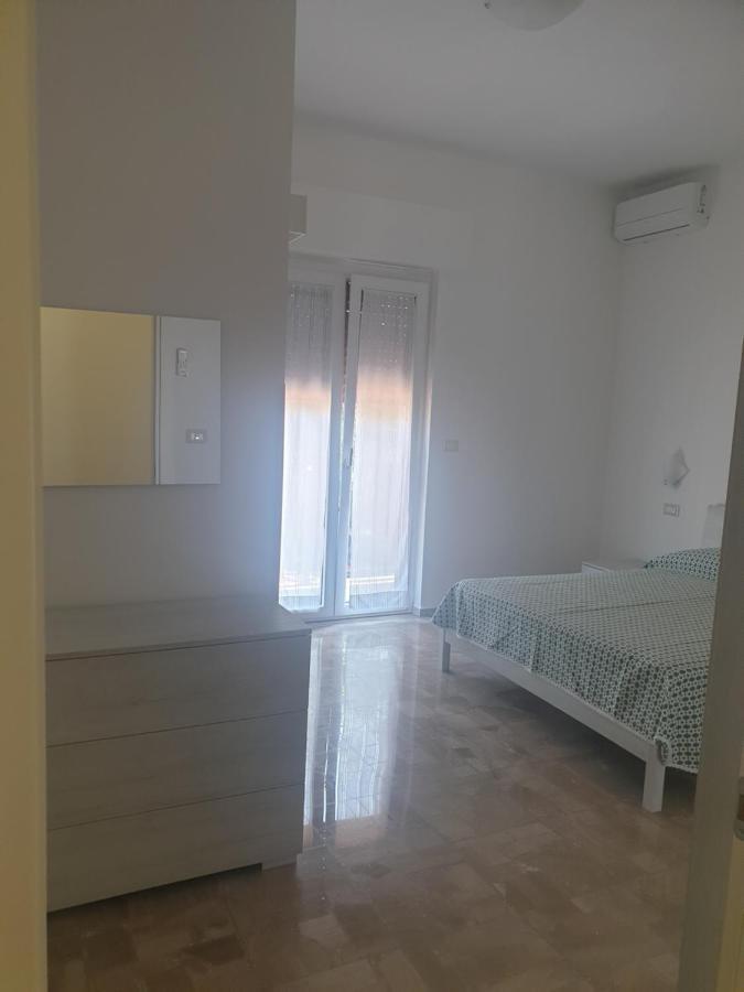 B&B La Vela Villa Rosa Di Martinsicuro Eksteriør billede